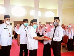 Bupati KSB Serahkan SK CPNS Formasi 2021