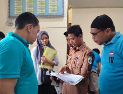 Pemda KSB Salurkan Beras Cadangan Untuk Korban Banjir