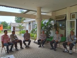 Kapolsek Maluk Turun Langsung  Lakukan Pengamanan Rekapitulasi Suara Tingkat Kecamatan