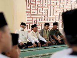 Pesan Bupati KSB di Acara Pelepasan Santri Dea Malela