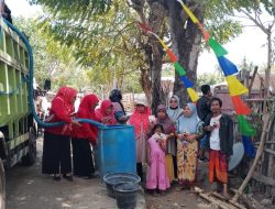 Relawan Amar-Nani Distribusikan Air Bersih di Wilayah Lingkar Tambang 