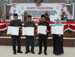 Pimpinan DPRD dan Bupati KSB Teken MoU KUA-PPAS APBD 2026